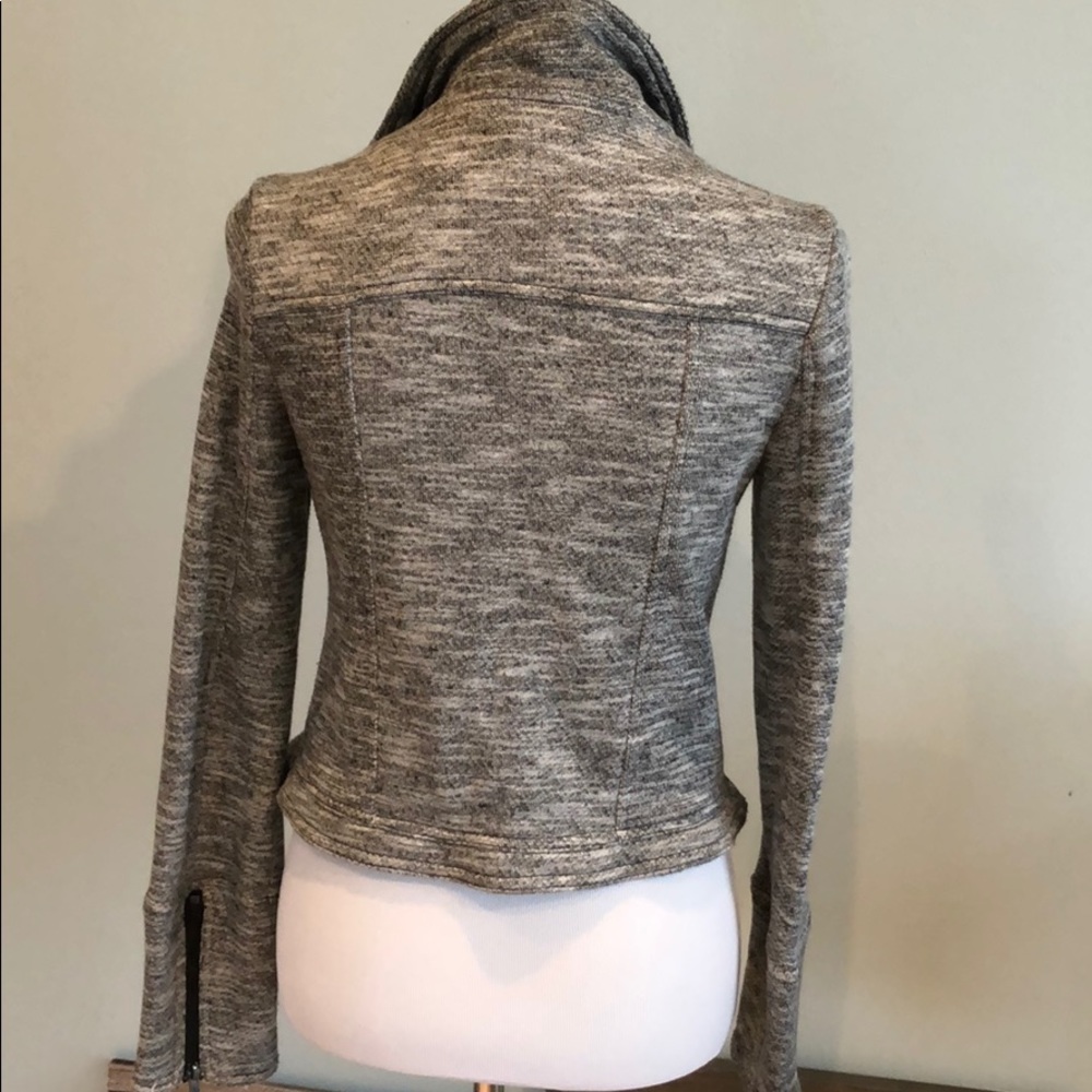 Cute Jacket - image 4